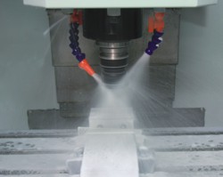 Станок F210 TC-CNC: система подачи СОЖ